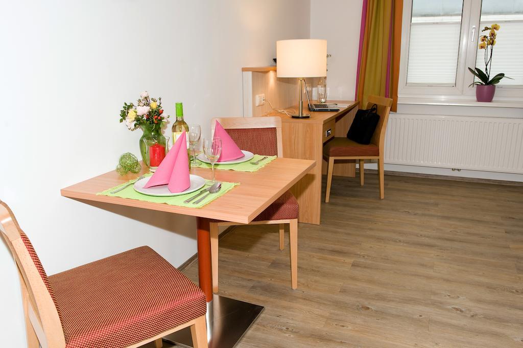 Ferienwohnungen - Boarding Wohnungen Sonnenhof Lenzing 部屋 写真